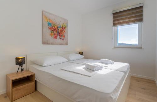 Cres Apartment | Best Sea View Apartment
