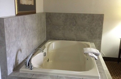 Parry Sound Hotel | Best Value Inn & Suites Parry Sound