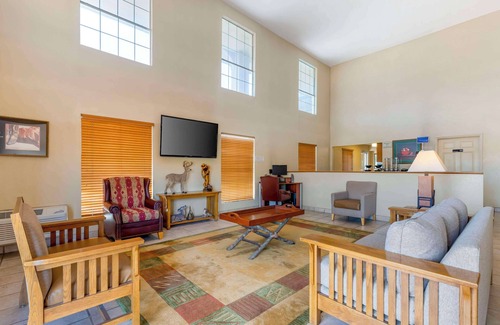 Hallettsville Hotel | Best Western Executive Inn