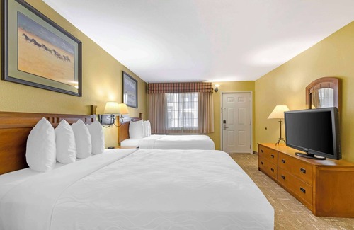 Hallettsville Hotel | Best Western Executive Inn
