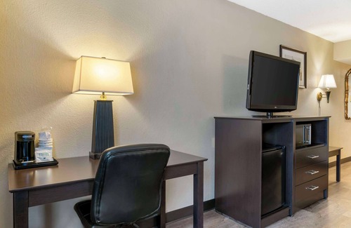 Allen Park Hotel | Best Western Greenfield Inn