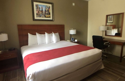 Queens Hotel | Best Western Jamaica Inn