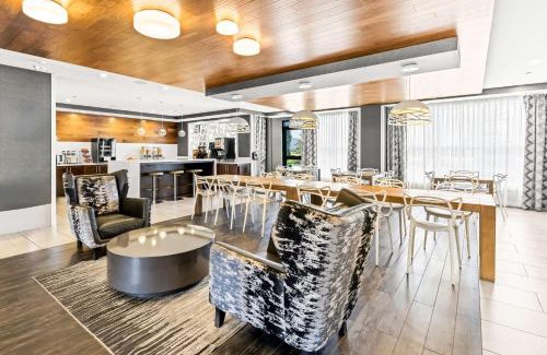 Airdrie Hotel | Best Western Plus Airdrie Gateway