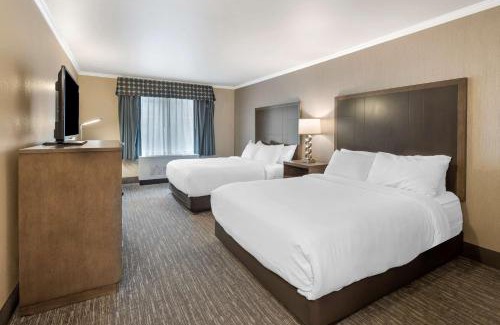 College Hotel | Best Western Plus Chena River Lodge