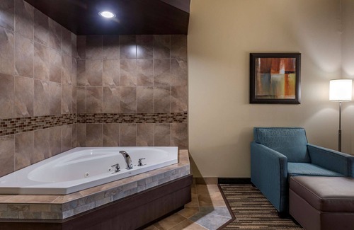 Dartmouth Hotel | Best Western Plus Dartmouth Hotel & Suites