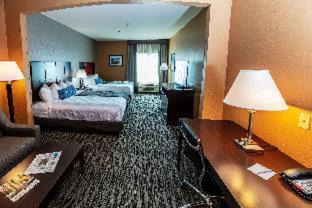 Denton Hotel | Best Western Plus Denton Inn & Suites