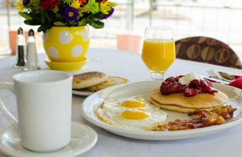 Regent Hotel | Best Western Plus InnTowner Madison