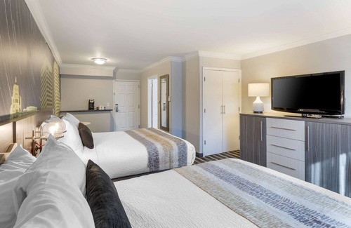 West Milwaukee Hotel | Best Western Plus Milwaukee West