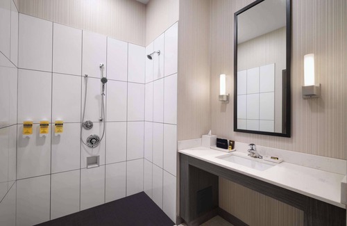 Prince George Hotel | Best Western Plus Prince George