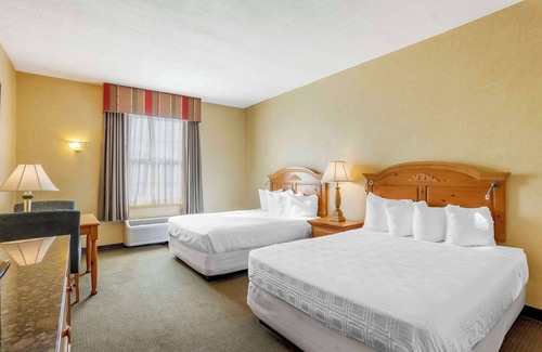 Paradise Hotel | Best Western Plus Revere Inn & Suites