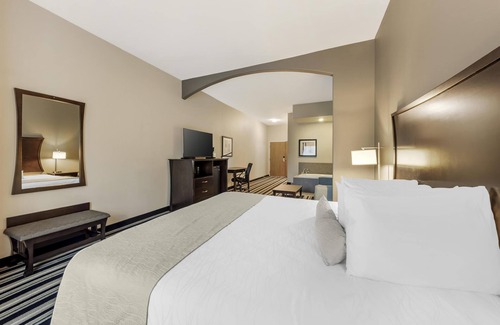 Madill Hotel | Best Western Plus Sand Bass Inn & Suites