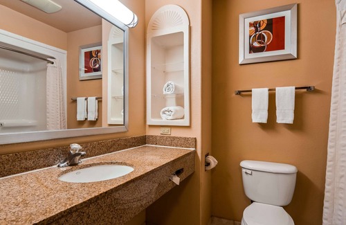 College Park Hotel | Best Western Plus The Woodlands