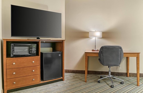 Traverse City Hotel | Best Western Plus Traverse City