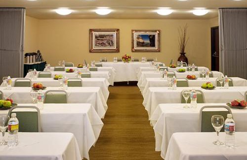 Truckee Hotel | Best Western Plus Truckee-Tahoe Hotel