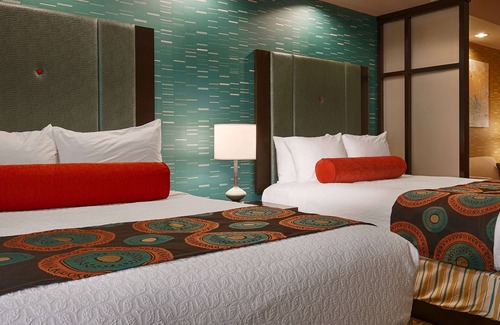 Willowbrook Hotel | Best Western Premier Ashton Suites-Willowbrook