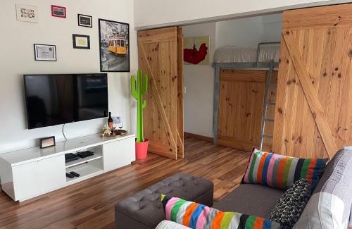 Parede Apartment | BestHomeStay- Parede Beach (Lisbon)