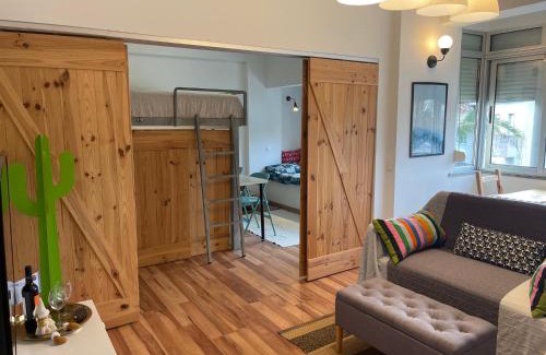 Parede Apartment | BestHomeStay- Parede Beach (Lisbon)