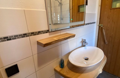 Bromskirchen Cabin | Besuchen Sie Unsere Gemütlichen Blockhäuser in Bromskirchen!