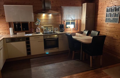 Bromskirchen House | Besuchen Sie Unsere Gemütlichen Blockhäuser in Bromskirchen!