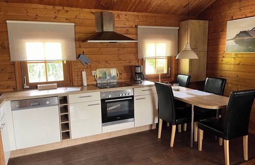 Bromskirchen House | Besuchen Sie Unsere Gemütlichen Blockhäuser in Bromskirchen!