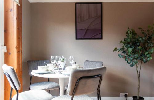 Bathgate House | Beth House