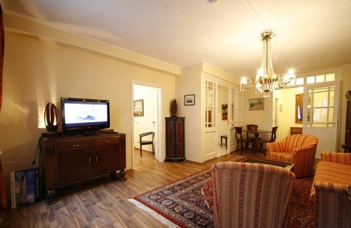 Luebeck Old Town Apartment | Bethsy (An der Untertrave 106; 2. OG) - Apartments on Holstentor