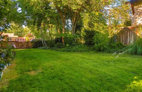 Holladay House | Bettie's Sweet Retreat!