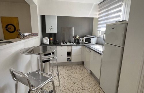 Cers Villa | BETWEEN BÉZIERS AND VALRAS BEACH VILLA WITH GARDEN AND PRIVATE SWIMMING POOL