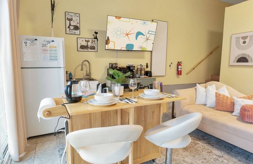 Whitemarsh Island Apartment | Between Downtown + Tybee - Cozy Vibes