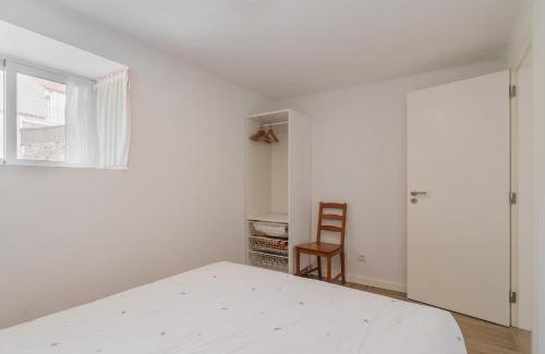 Malveira da Serra House | Between Mountain And Sea