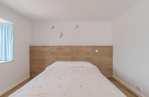 Malveira da Serra House | Between Mountain And Sea