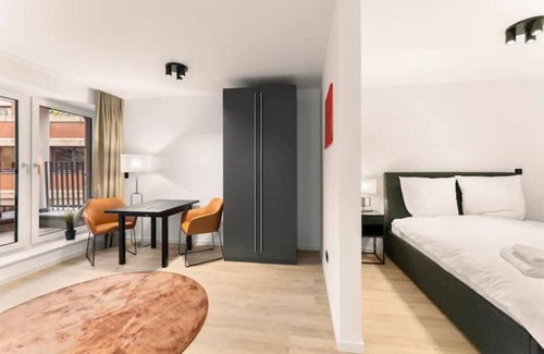 Oldenburg Apartment | Between Studios - Mousy