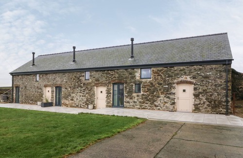 Ty Croes Cottage | Beudy