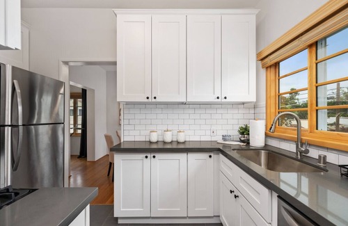 Beverly Grove Apartment | Beverly Blue - Bright Luxurious Home BH/WeHo