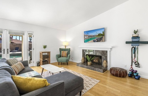 Araby House | Beverly Chills - A Ryson Property