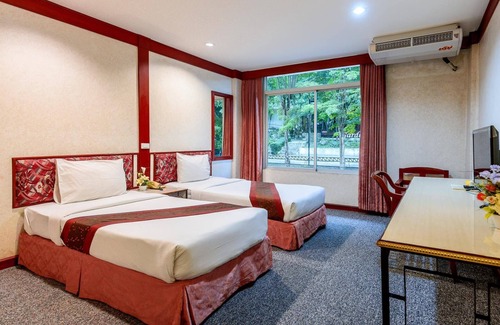 Nakhon Sawan Hotel | Beverly Hill Park Hotel