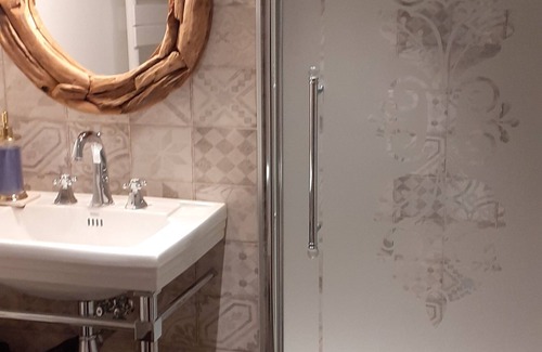 Brech Bed & Breakfast | Bewitching bed and breakfast. Spa, Jacuzzi. Near Vannes, Auray, Quiberon.