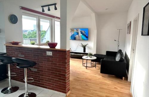 Goethestraße Apartment | BHV-3- und 5-Zimmer Wohnungen mit Terrasse, 24h self-check-in, TV, Internet, DisneyPlus, Waschmaschine