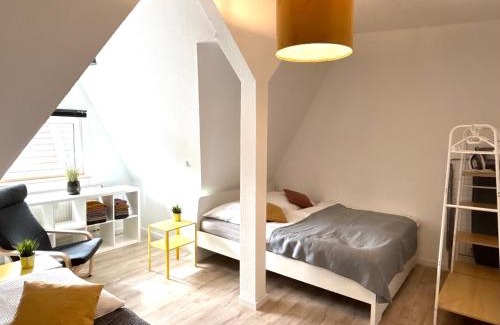 Goethestraße Apartment | BHV-3- und 5-Zimmer Wohnungen mit Terrasse, 24h self-check-in, TV, Internet, DisneyPlus, Waschmaschine