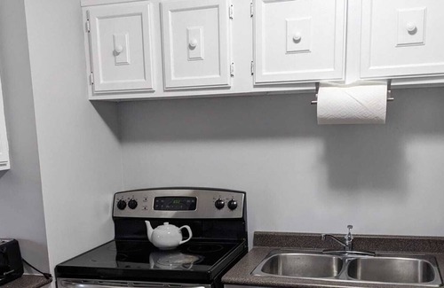 Saskatoon House | Bi-level Suite in Saskatoon 3 Bedrooms 1 Exercise room 2 Bathrooms