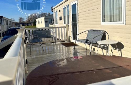 Tattershall Resort | Bianca and marks 8 berth Caravan with Hot tub