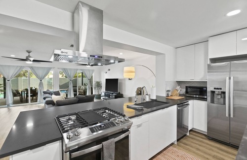 Arcadia Lite Apartment | Bichitos Playground Heated with pool