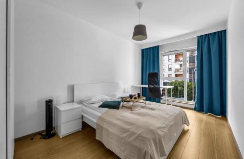 Bielany Apartment | Bielany Business - Balcony, Parking - by Rentujemy