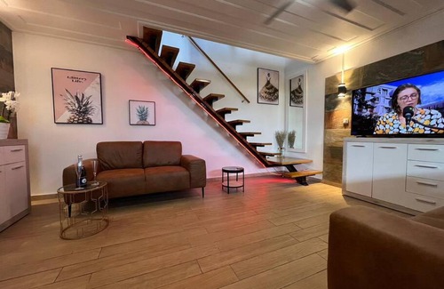 Saint-Benoit House | Bienvenue a la marine Saint benoit 2