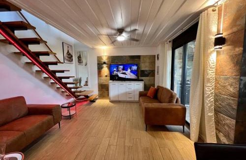 Saint-Benoit House | Bienvenue a la marine Saint benoit 2