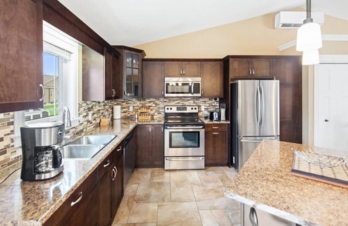 Moncton Apartment | Bienvenue au Cozy Clover