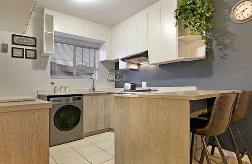 Big Bay Apartment | Big Bay Beach Club 98
