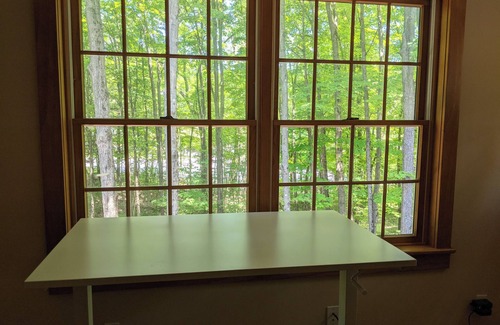 New Paltz House | Big, Beautiful Home in the Woods - 2 minutes from New Paltz Village