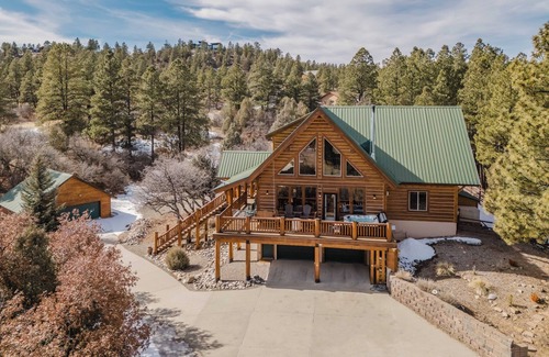 Timber Ridge Ranch House | Big, Beautiful Log Home with Mountain Views + Hot Tub!