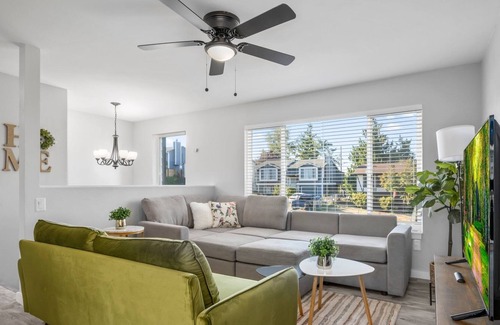 Eastside House | Big family-sized house with home office and 5 minutes away from everything!